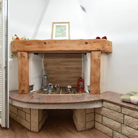 Apartment Fuer 8 Personen Ca 120 Qm In Medulin, Istrien Suedkueste Von Istrien